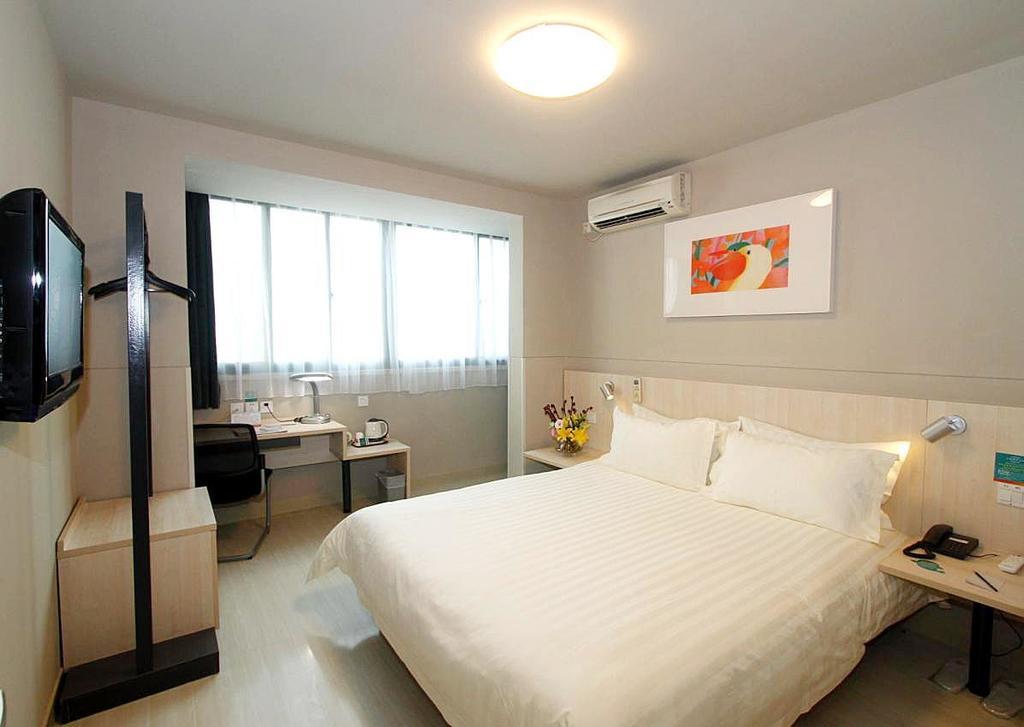 Jinjiang Inn - Wuhan Ziyang Road Room photo